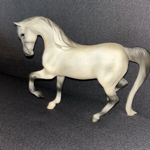 Breyers Sahara Flea Bitten Arabian Model #1234